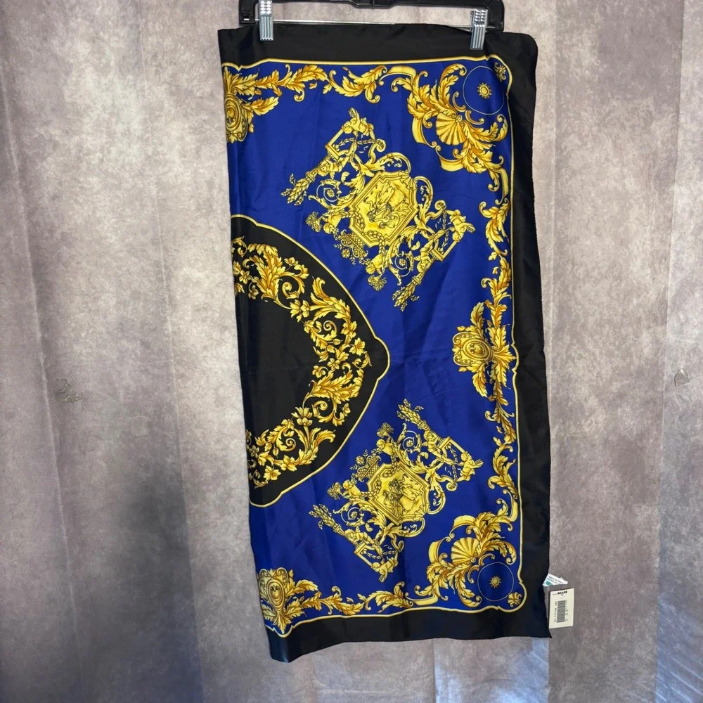 NWT Baroque Silk Scarf Womens  Blue Gold Regal 34x34 Made In Italy Luxury